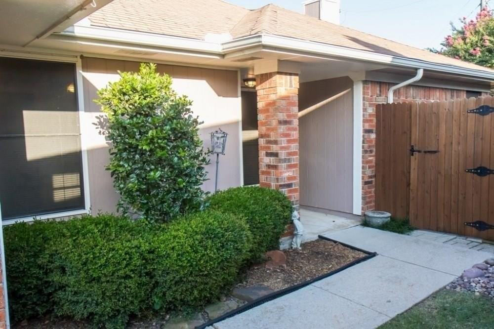 557 Grace Lane - Photo 2 of 22