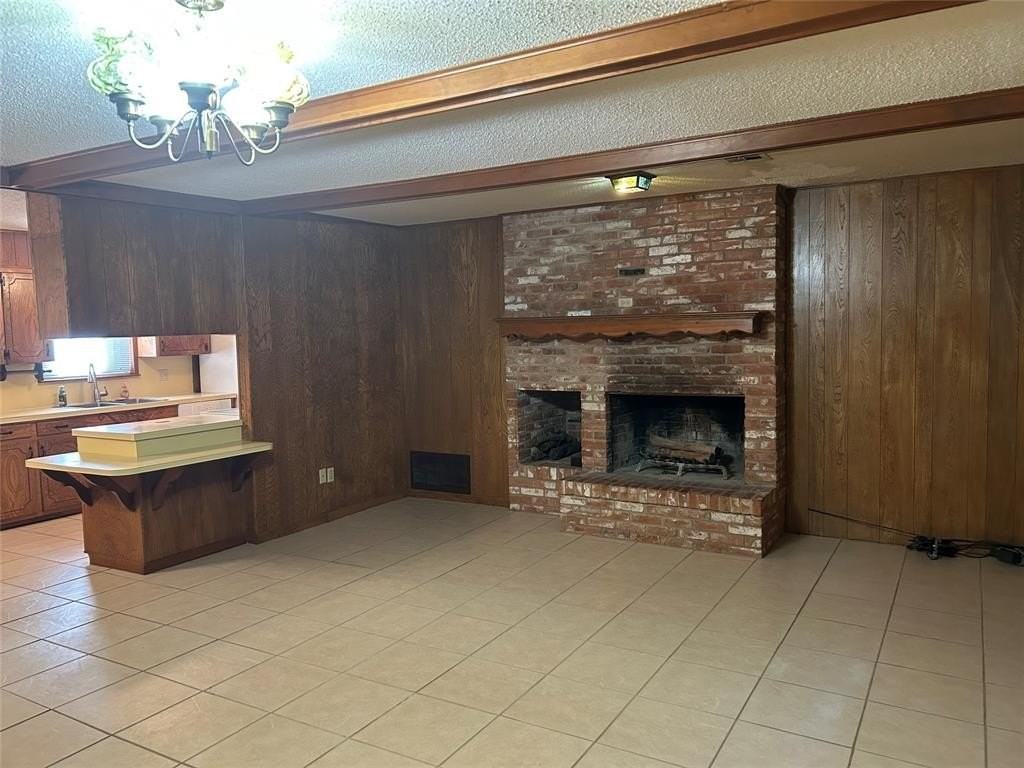 223 County Road 3630 - Photo 2 of 12