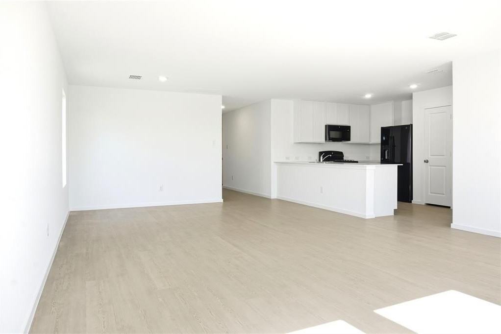 4913 Ivory Knoll Road - Photo 7 of 22