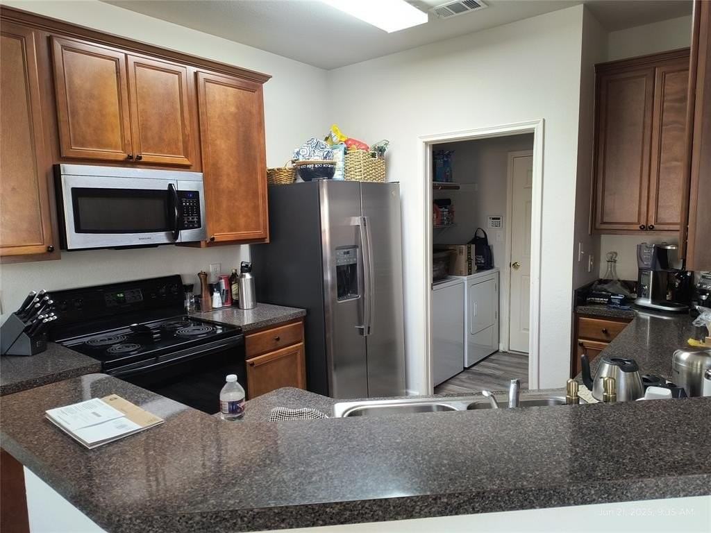 9853 Wilkins Way - Photo 5 of 17