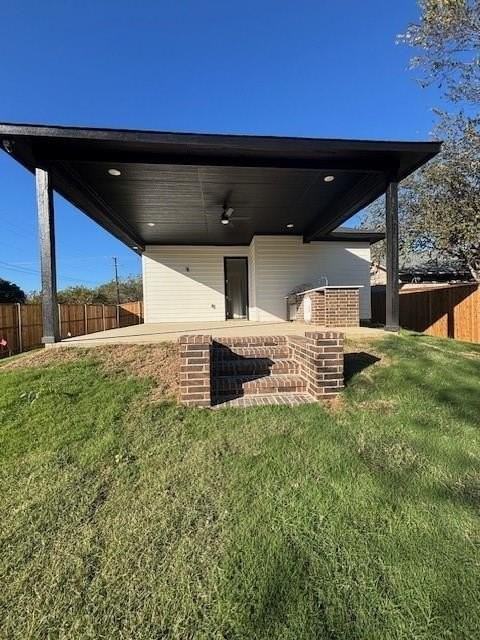 700 Park Dr - Photo 4 of 18