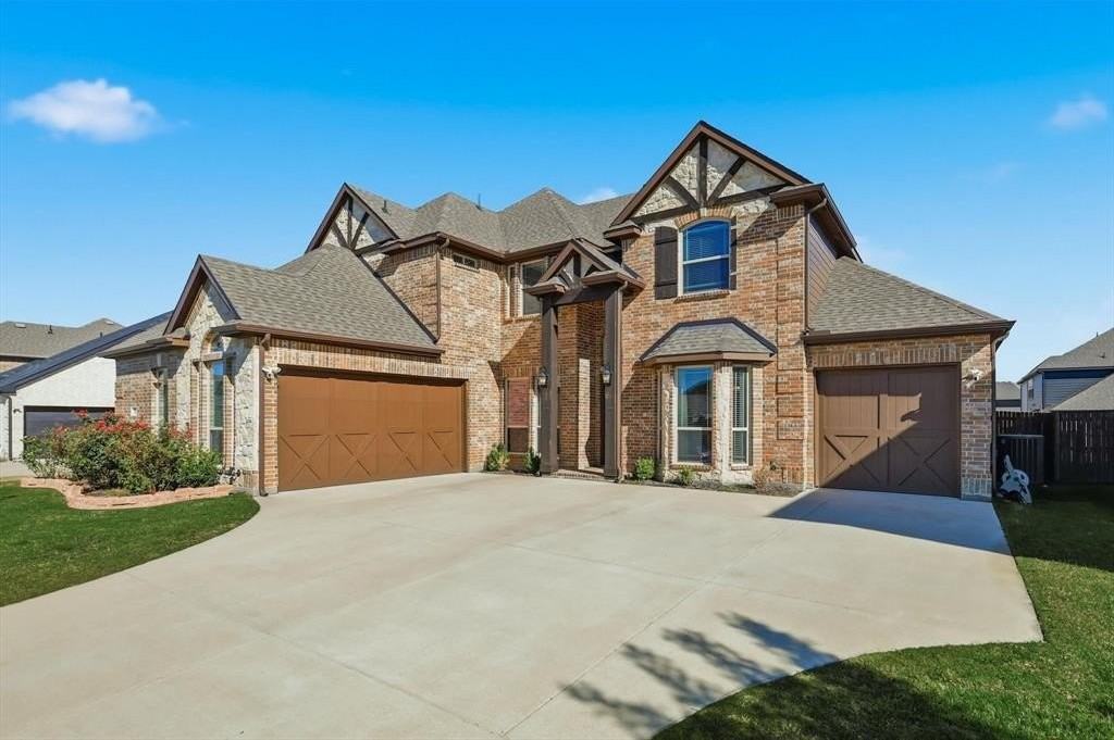 1515 Nighthawk Ln - Photo 2 of 37