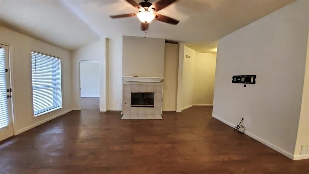 8017 Clipper St - Photo 7 of 21