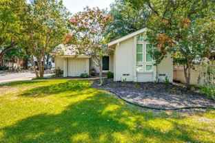 3101 Lovers Ln - Photo 1 of 1