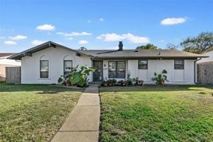 3722 Hillsdale Ln - Photo 1 of 1