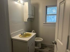 featured image of 220 8th St