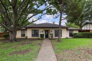 featured image of 2825 Knollwood Dr