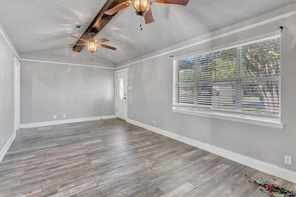 3510 Reeves St - Photo 5 of 7