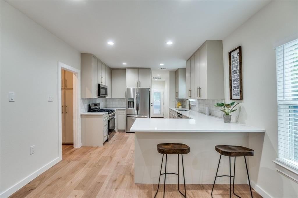 602 Brooks Ave - Photo 7 of 22