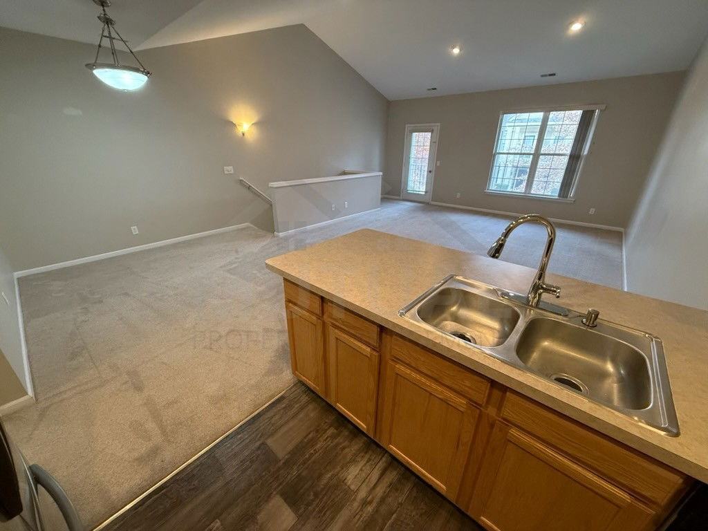 40564 Blythefield Ln - Photo 4 of 8