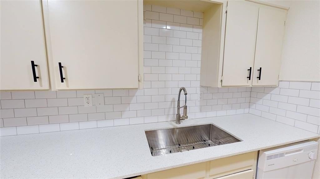 614 W Heard St #12 - Photo 4 of 12