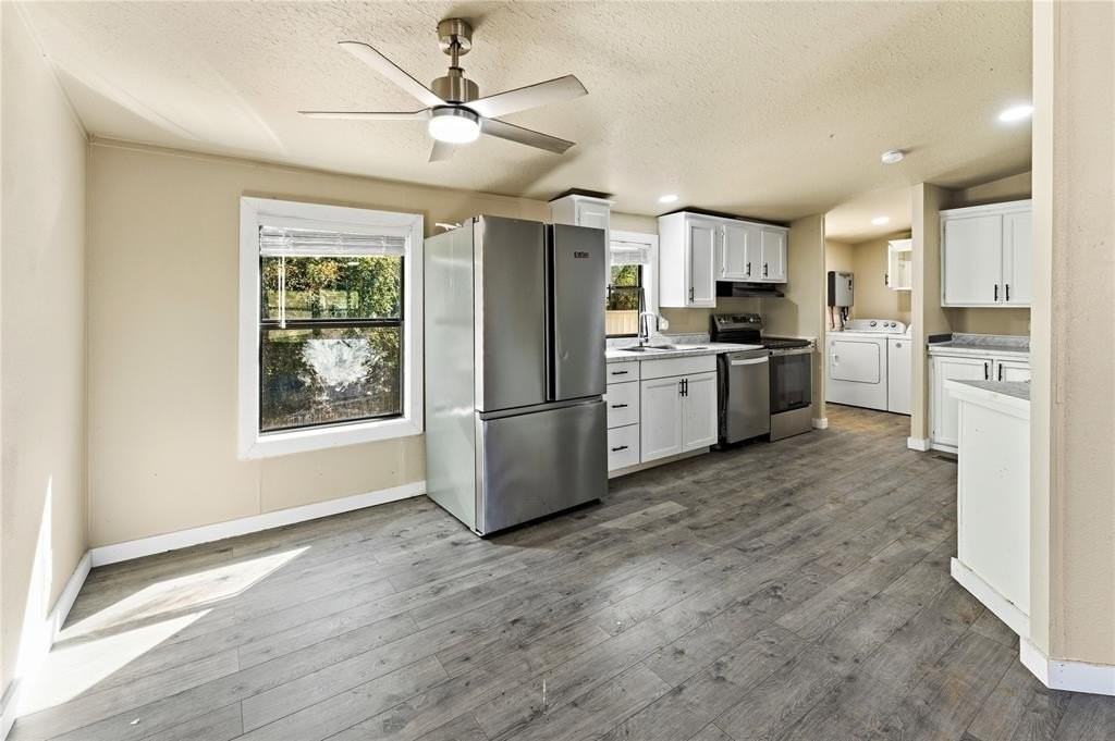 15472 Wendell Dr - Photo 5 of 16