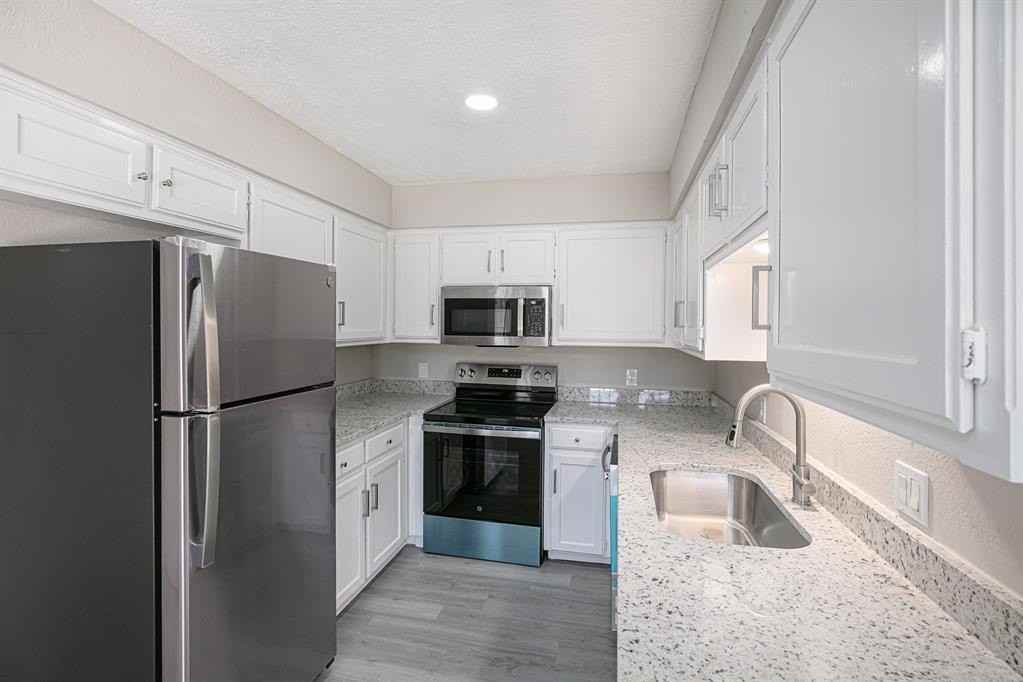 2112 Windhurst Drive - Photo 6 of 18