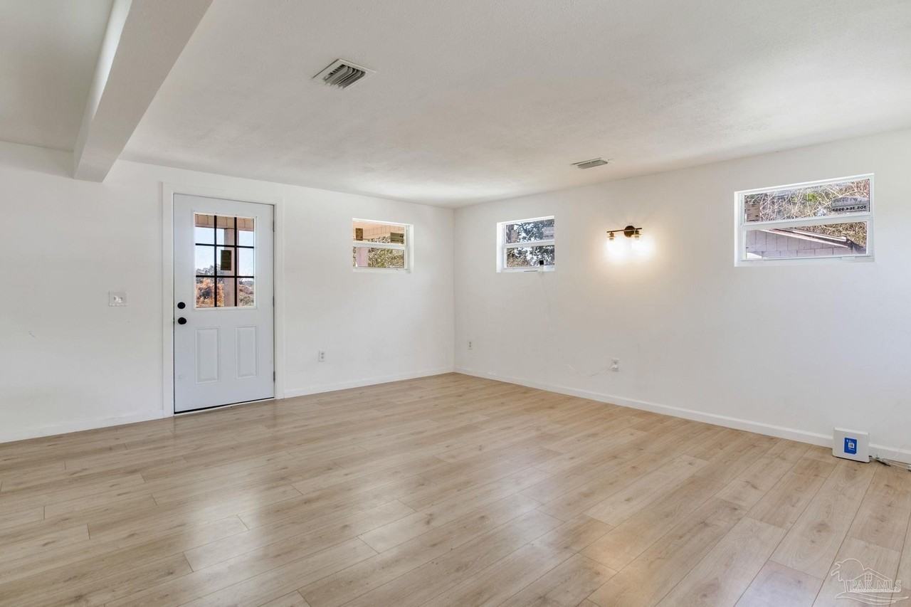 8351 Dudley Ave - Photo 5 of 30