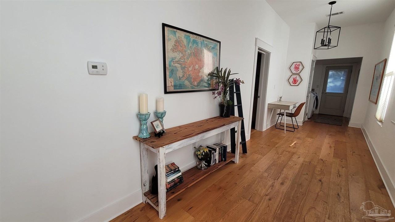 1413 E Jackson St - Photo 7 of 18