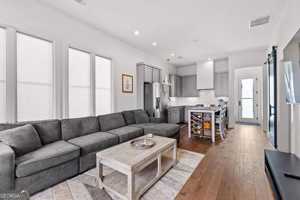 featured image of 167 Ravenhurst Ln