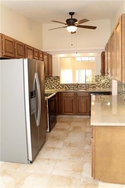 6722 Canary Palm Cir - Photo 6 of 25