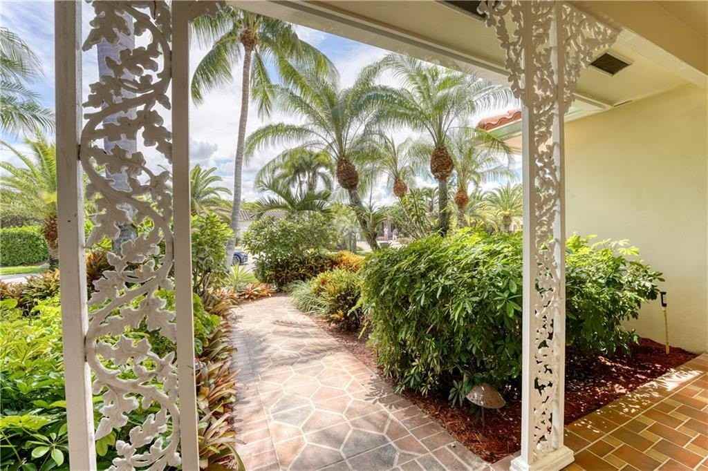 2000 Admirals Way - Photo 6 of 50