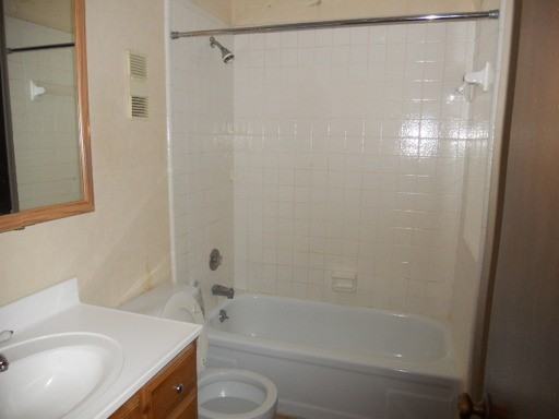 222 Cherrywood Gardens Dr - Photo 3 of 12