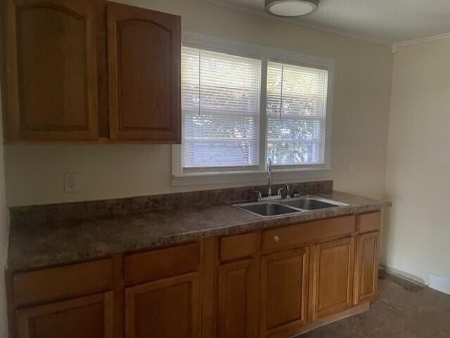 1915 Cleveland Ave - Photo 3 of 9