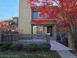 featured image of 1806 S Hill Blvd