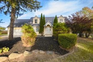 featured image of 3330 Sheridan Rd