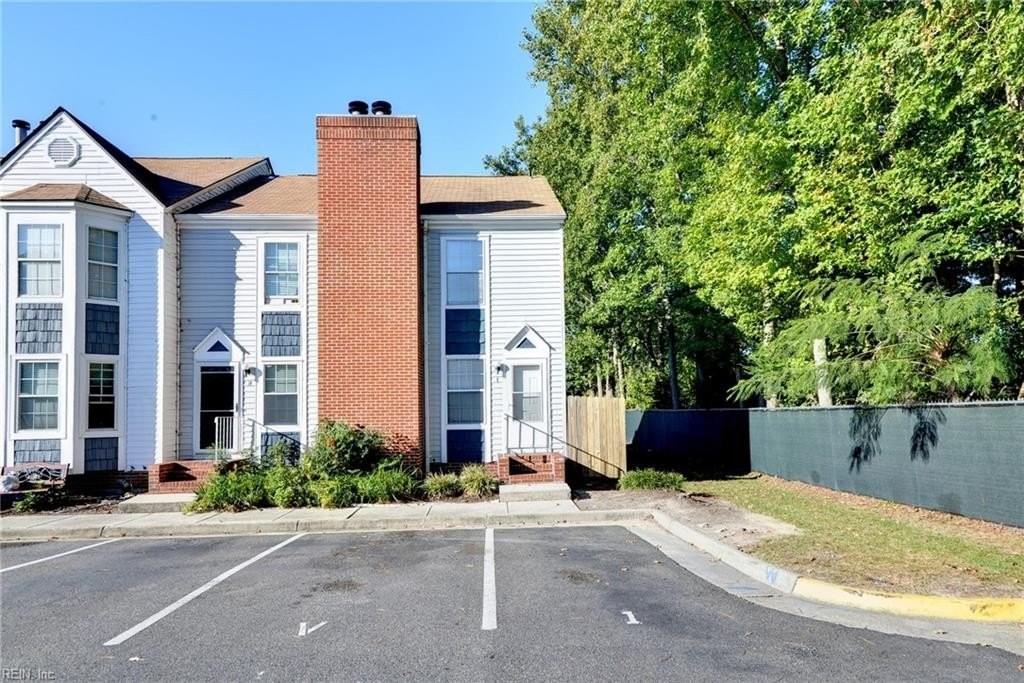 423 Lester Rd #1 - Photo 3 of 23