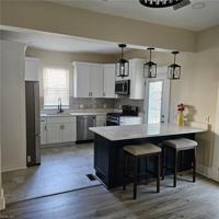 featured image of 501 W 38th St