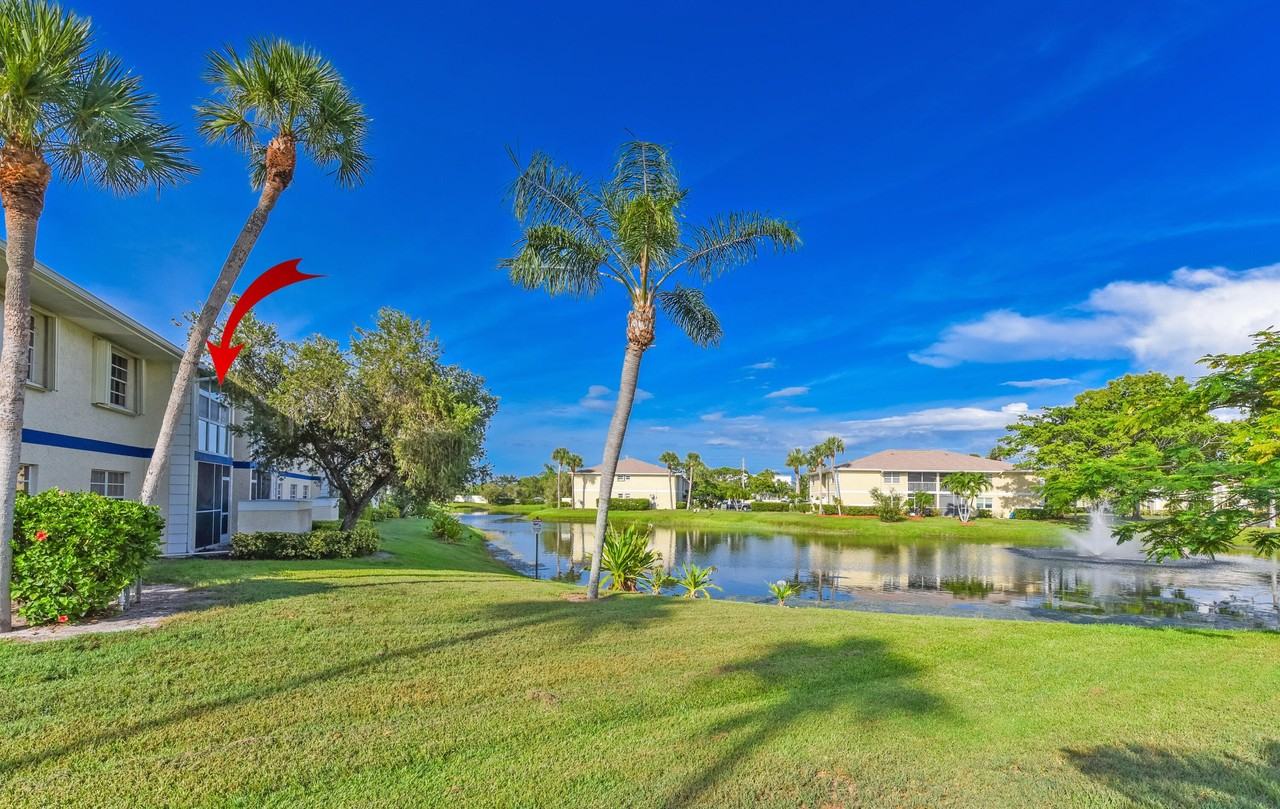 1531 Se Royal Green Cir #202 - Photo 4 of 44