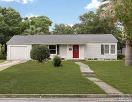 featured image of 257 Wellesley Blvd