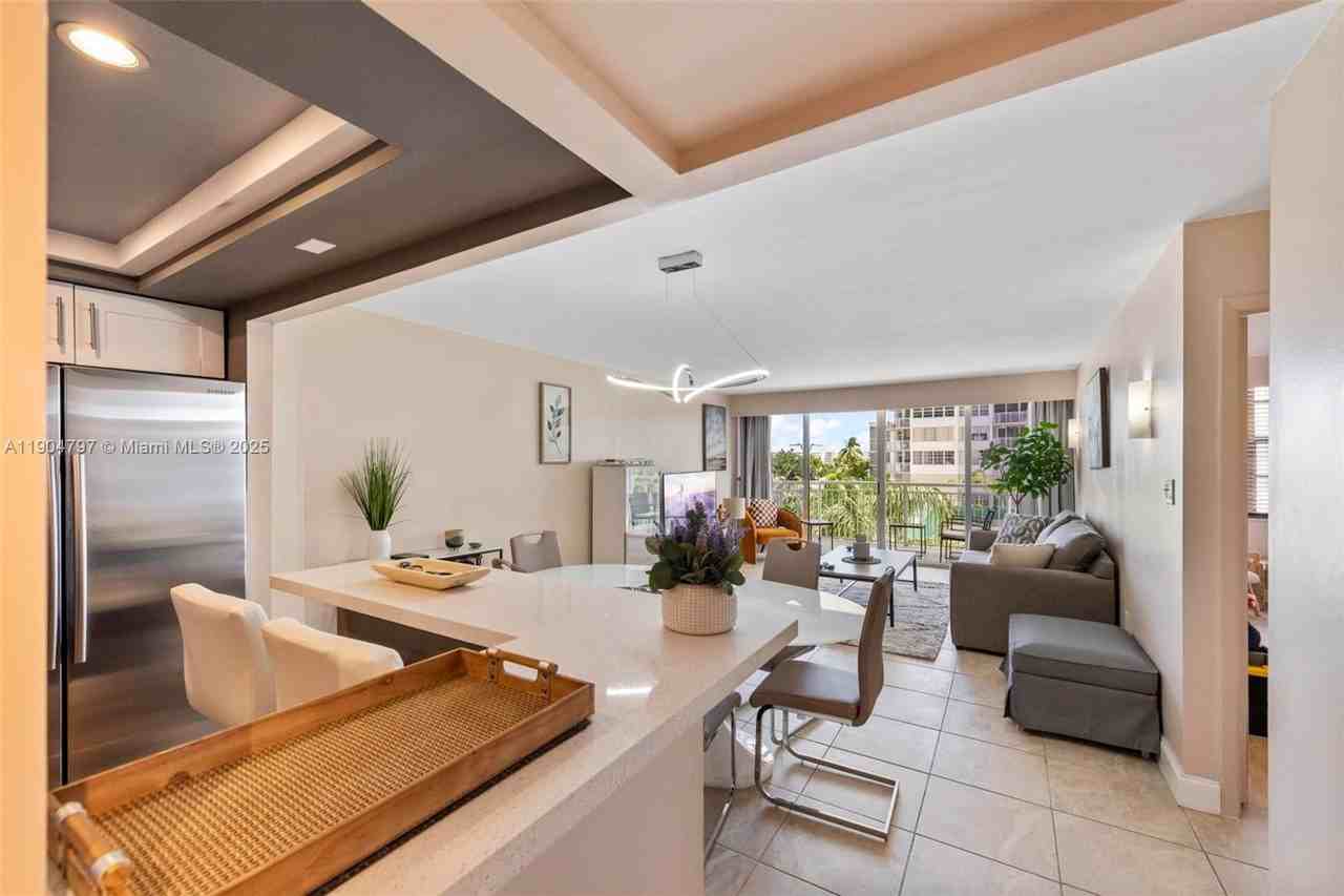 18061 Biscayne Blvd #303