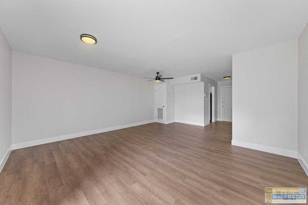 805 Continental Dr - Photo 5 of 13