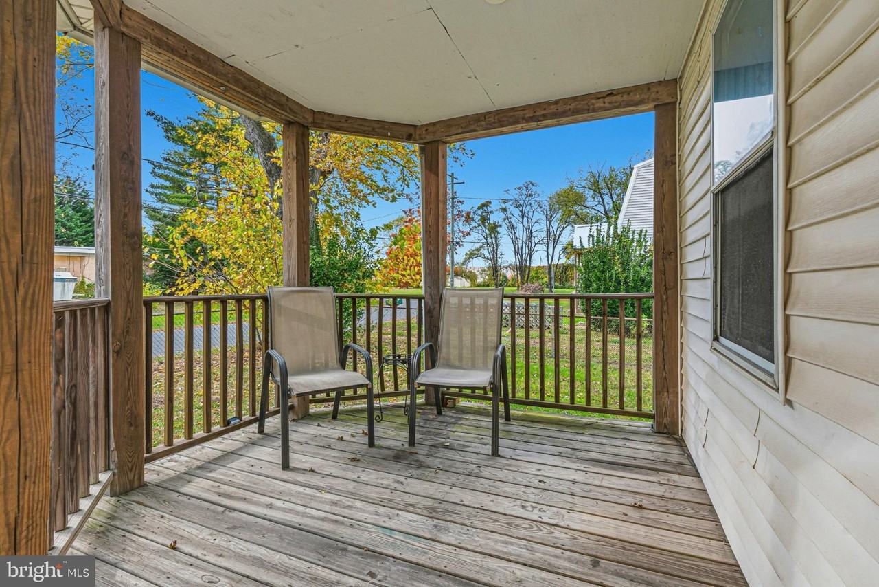 1903 Wills Rd - Photo 7 of 21