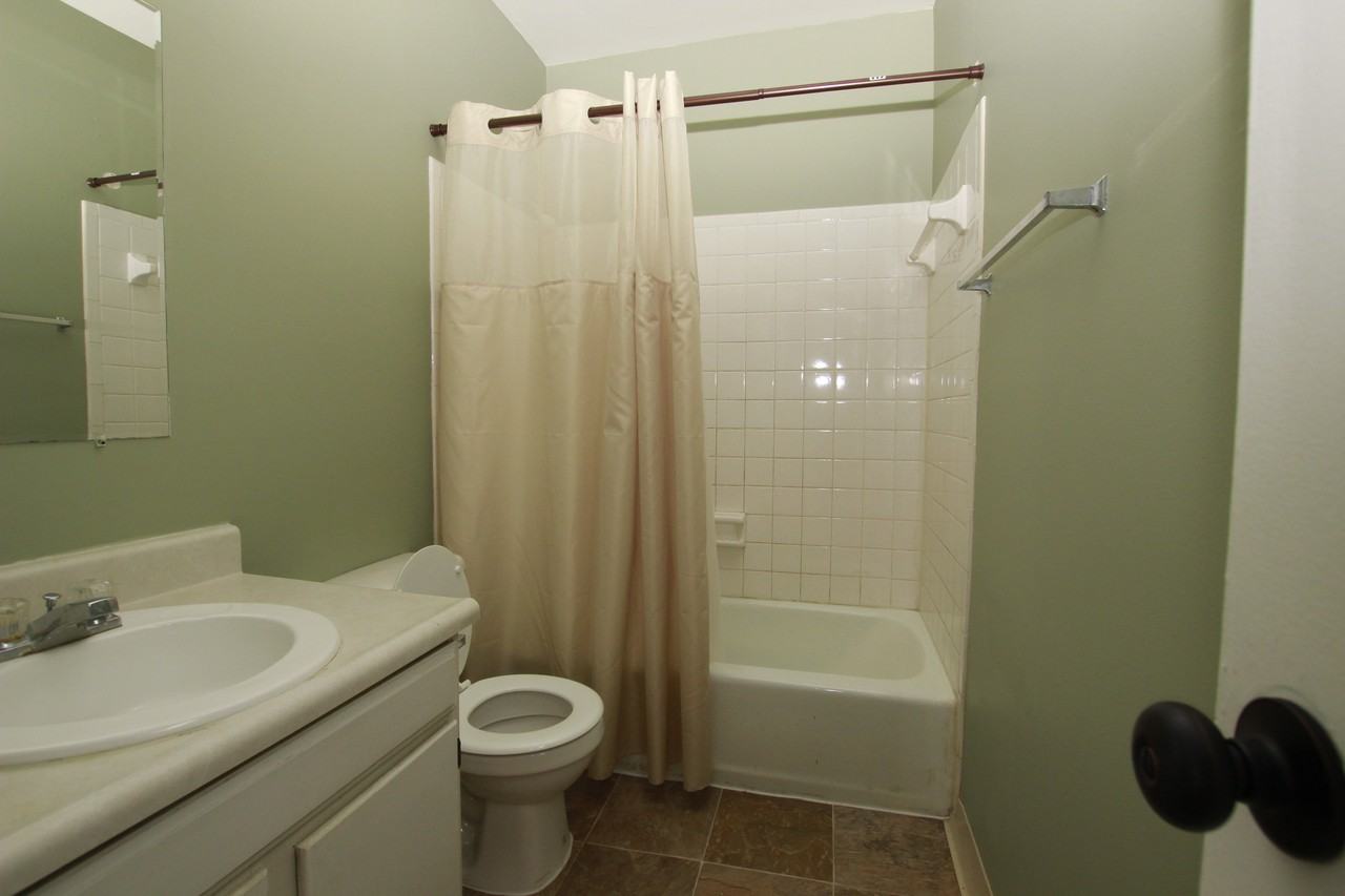 3606 Pleasant Grove Rd - Photo 3 of 19