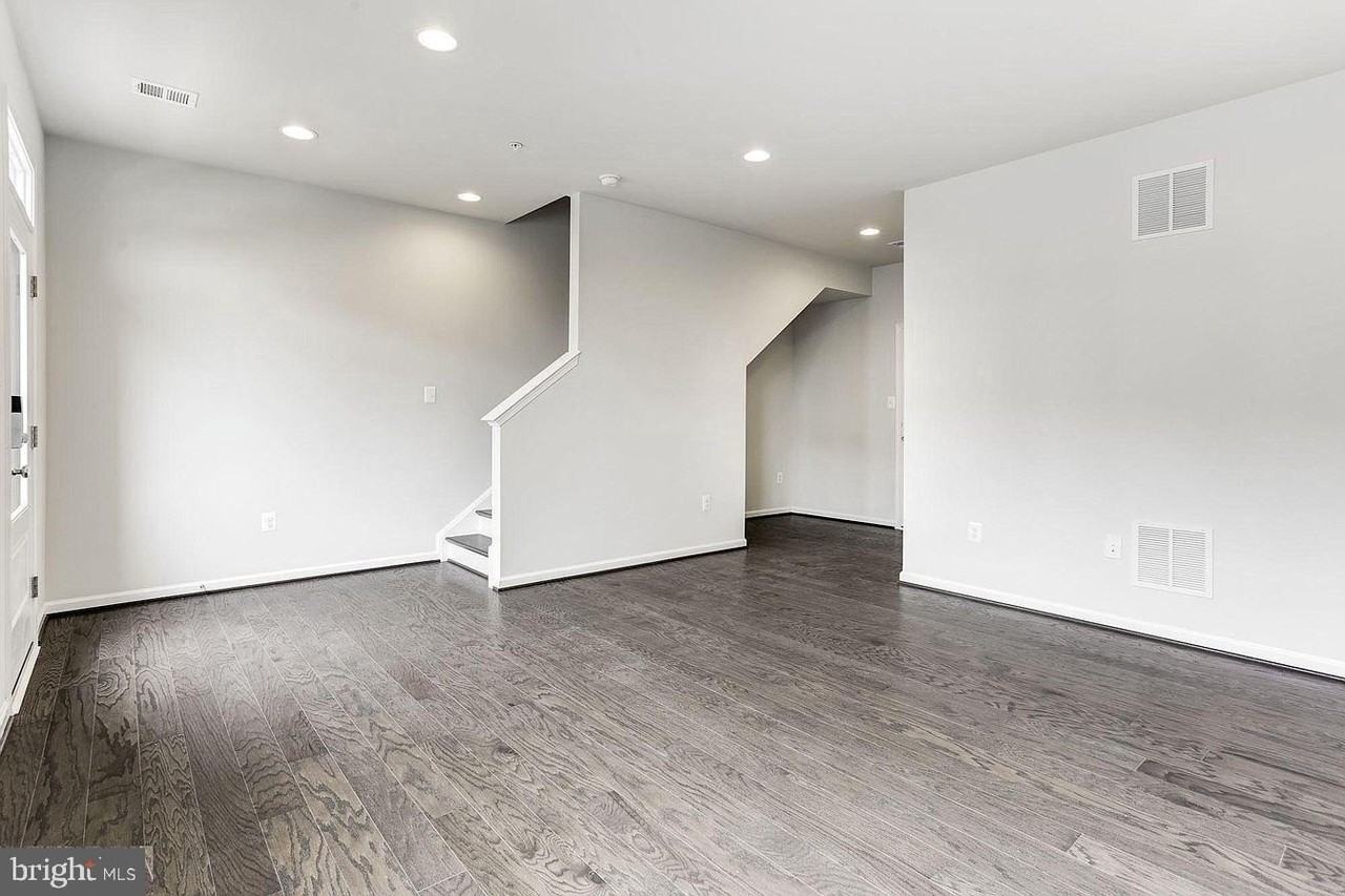 13625 Harrier Way - Photo 3 of 23