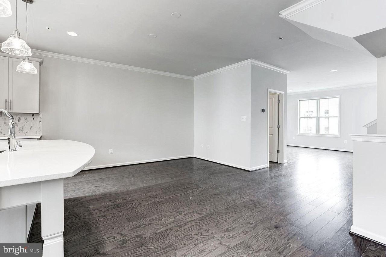 13625 Harrier Way - Photo 5 of 23