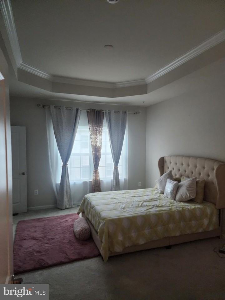 13607 Corinthian Ln - Photo 5 of 12