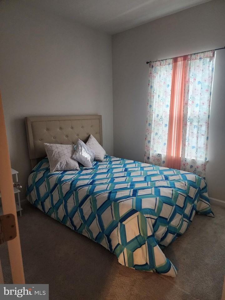 13607 Corinthian Ln - Photo 6 of 12