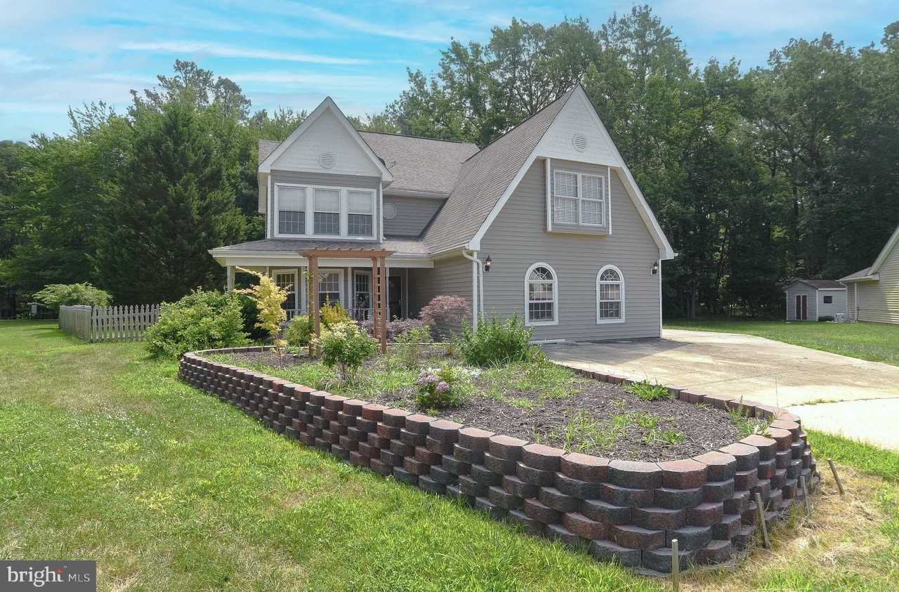 48170 Livonia Cir - Photo 2 of 39