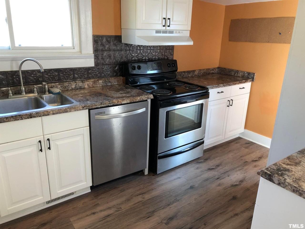 404 N Fourth St - Photo 7 of 16