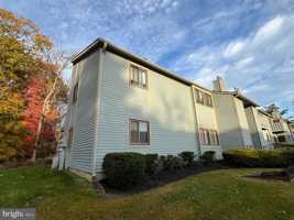 featured image of 1909 Woodhollow Dr