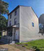 211 Broad St - Photo 1 of 1