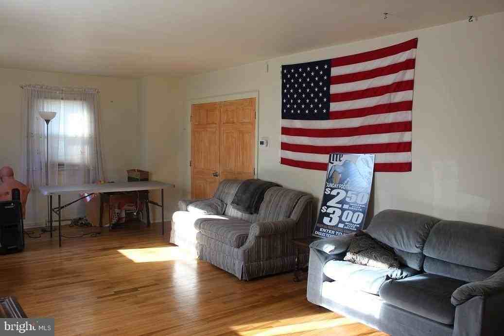 319 Villanova Road - Photo 2 of 18