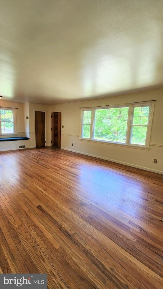 117 117 N GIRARD Road - Photo 4 of 17