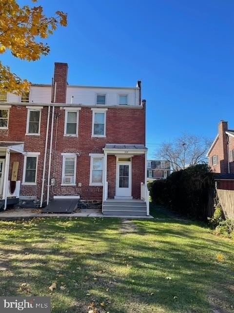 309 N Stratton St - Photo 3 of 18