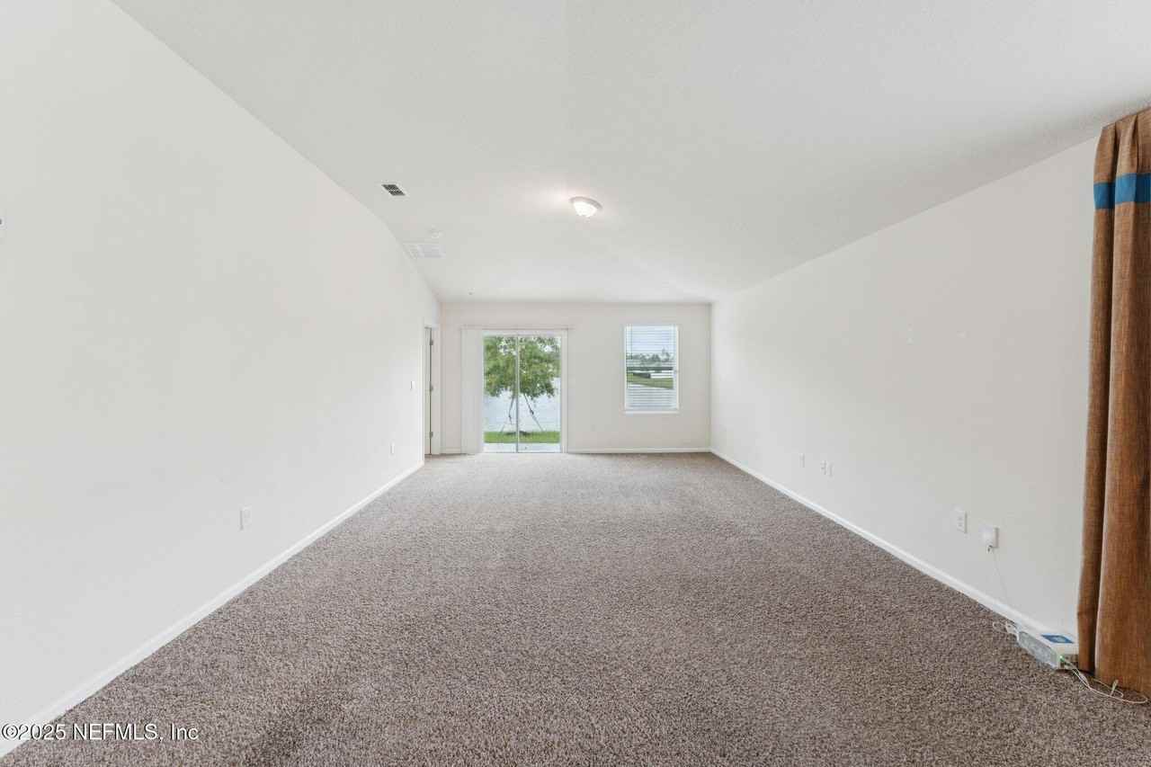 6488 Bucking Bronco Dr - Photo 7 of 35