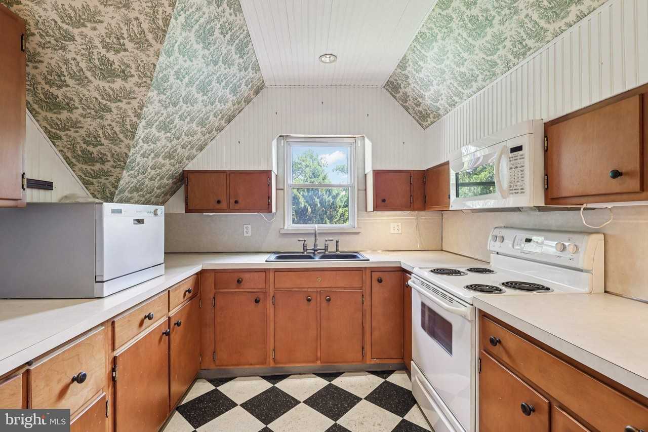 1420 Pennsylvania Ave 3rd Fl #3rdFL - Photo 6 of 13