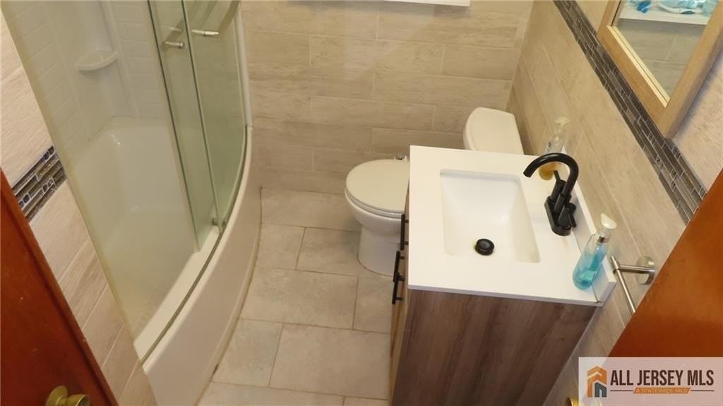 649 Inman Avenue - Photo 6 of 28