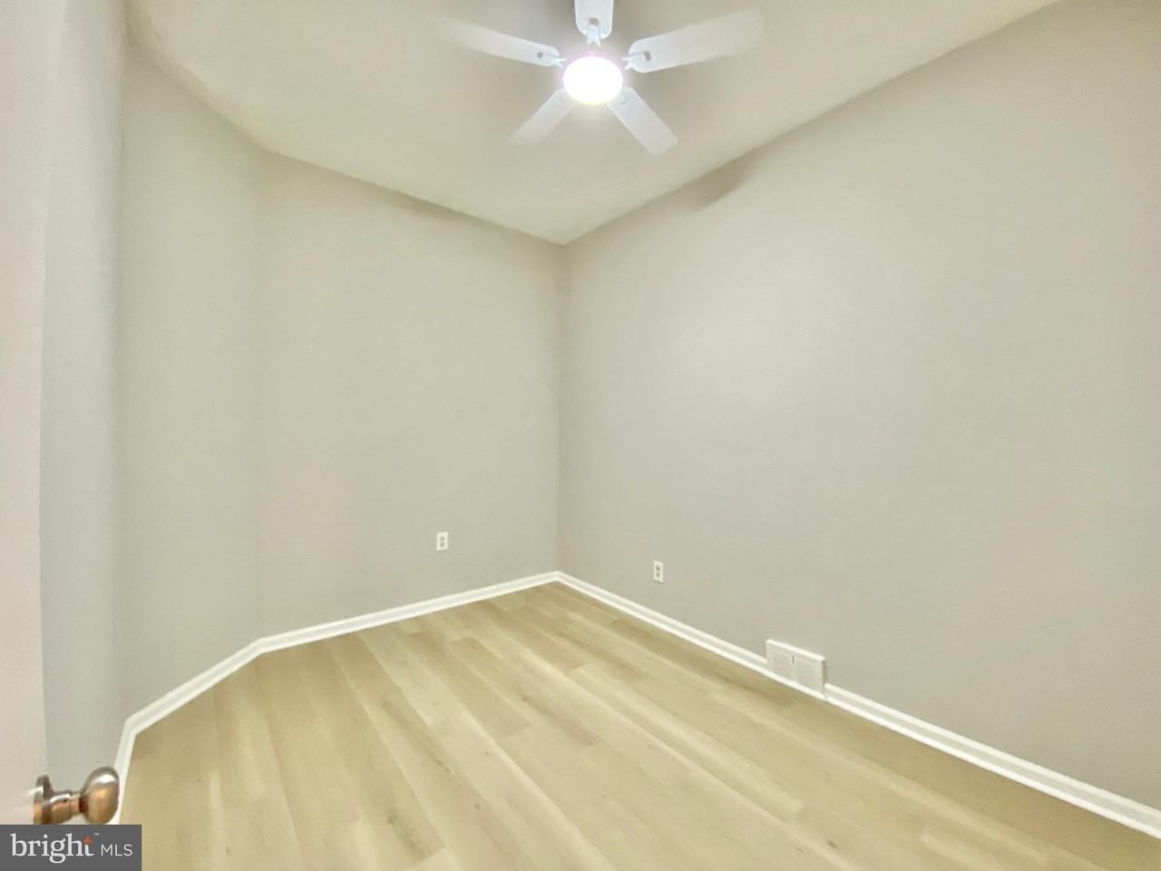 23 North Wycombe Avenue - Photo 5 of 39