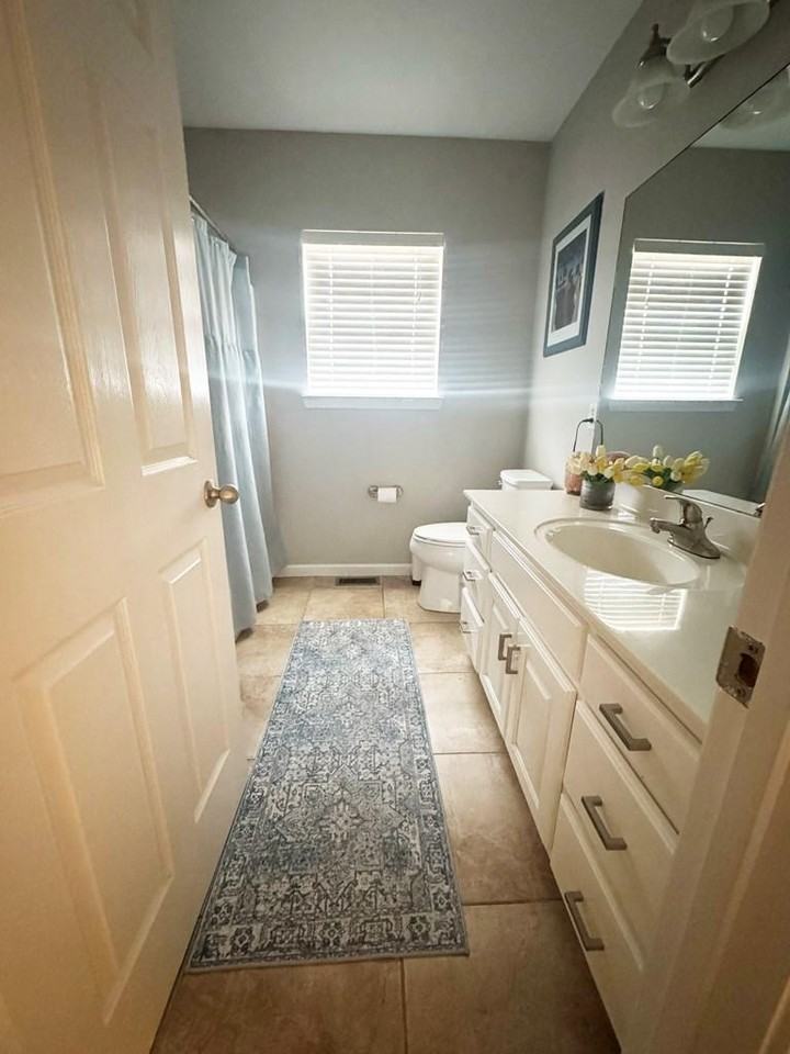 896 E Summit Dr - Photo 7 of 12